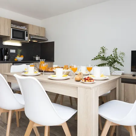 Odalys Domaine Des Pins - Bois De La Chaise 아파트호텔