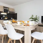 Odalys Domaine Des Pins - Bois De La Chaise Aparthotel
