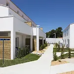 Aparthotel Odalys Domaine Des Pins - Bois De La Chaise 4*