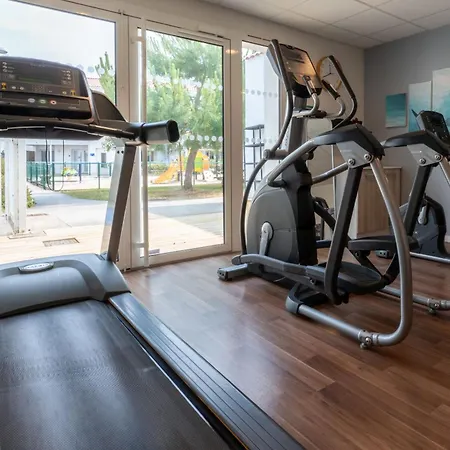 Prestige Odalys Le Domaine Des Pins Apartmanhotel 4*