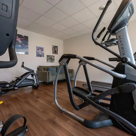 Odalys Domaine Des Pins - Bois De La Chaise Lägenhetshotell 4*