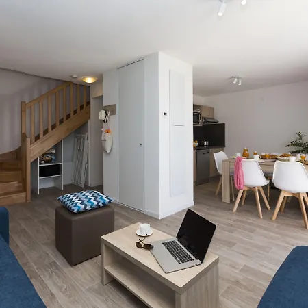 Résidence Odalys Le Domaine Des Pins Appart hôtel