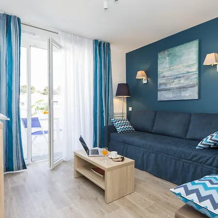 Odalys Le Domaine Des Pins 4*