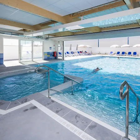 Odalys Domaine Des Pins - Bois De La Chaise Lägenhetshotell