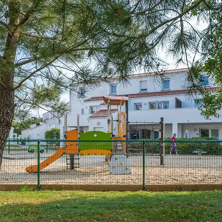 Résidence Odalys Le Domaine Des Pins Appart hôtel
