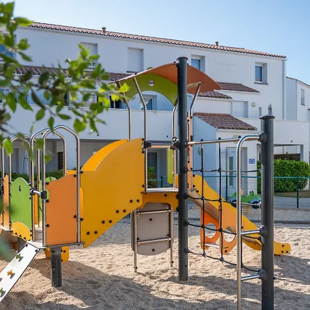 Odalys Domaine Des Pins - Bois De La Chaise Aparthotel