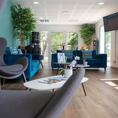 Apartahotel Résidence Odalys Le Domaine Des Pins