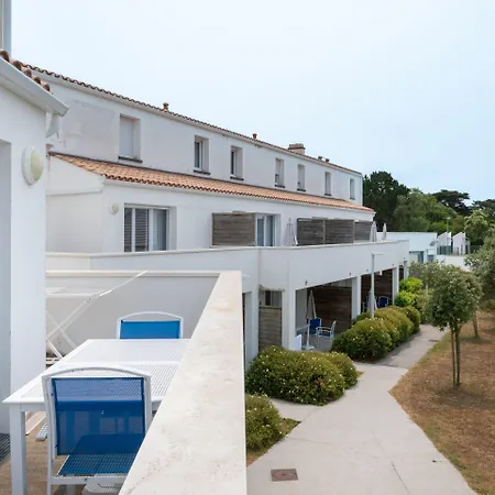 Résidence Odalys Le Domaine Des Pins Apartahotel 4*