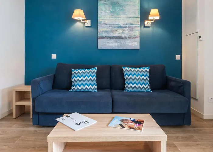 Aparthotel Odalys Domaine Des Pins - Bois De La Chaise 4*