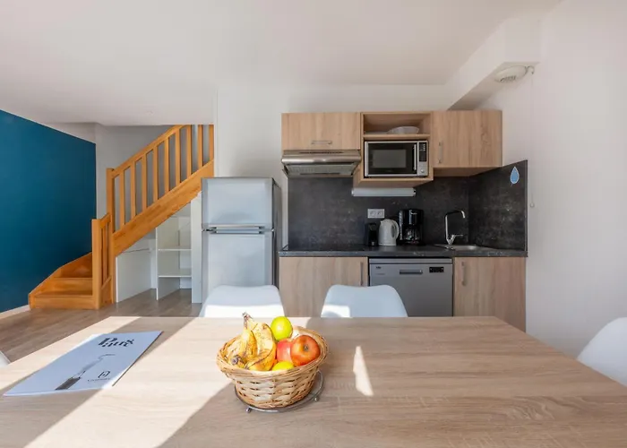 Odalys Domaine Des Pins - Bois De La Chaise 4*