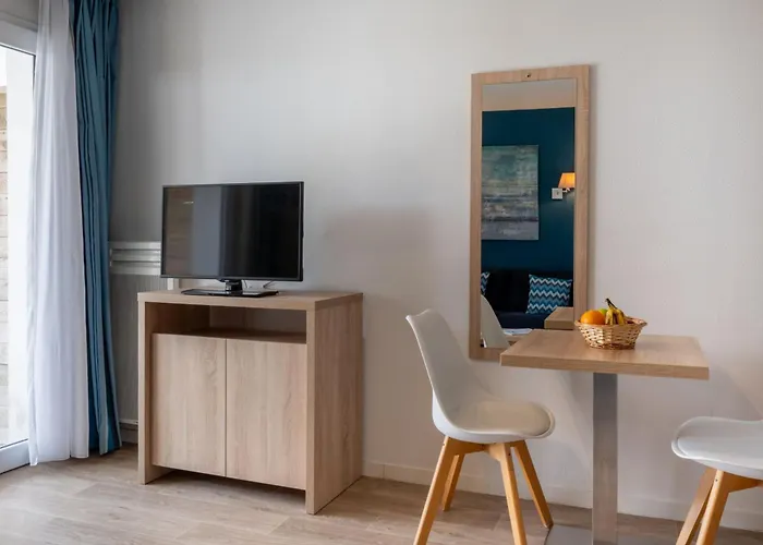 Aparthotel Odalys Domaine Des Pins - Bois De La Chaise