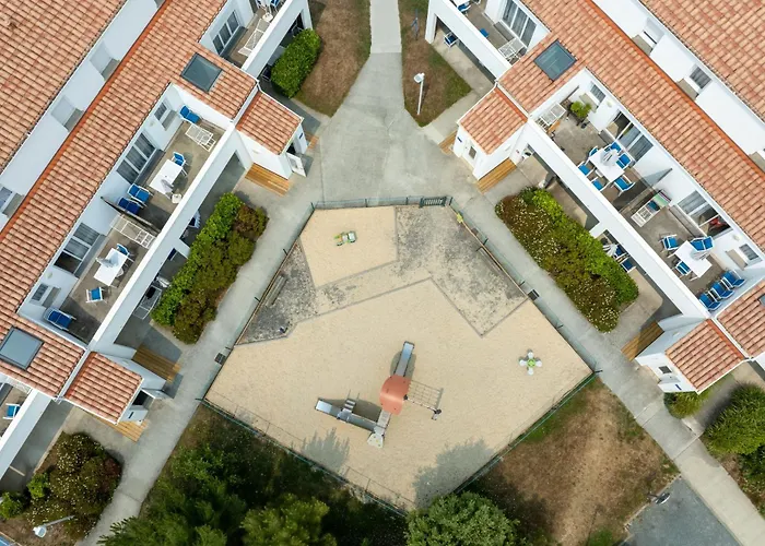 Odalys Domaine Des Pins - Bois De La Chaise