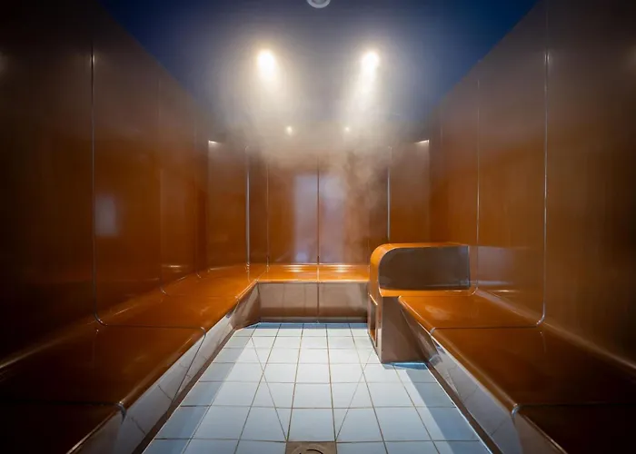 Odalys Domaine Des Pins - Bois De La Chaise Aparthotel