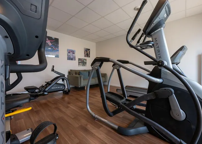 Odalys Domaine Des Pins - Bois De La Chaise Aparthotel 4*